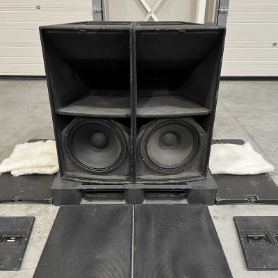 2x Martin Audio W8S 18"/15" sub + wheels + cover!