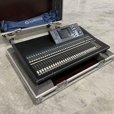 Yamaha LS9 incl. flightcase